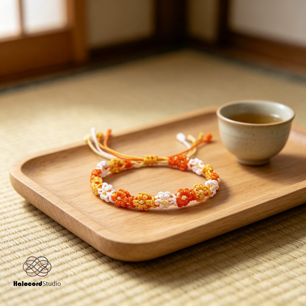 Handmade daisy braided bracelet - Orange